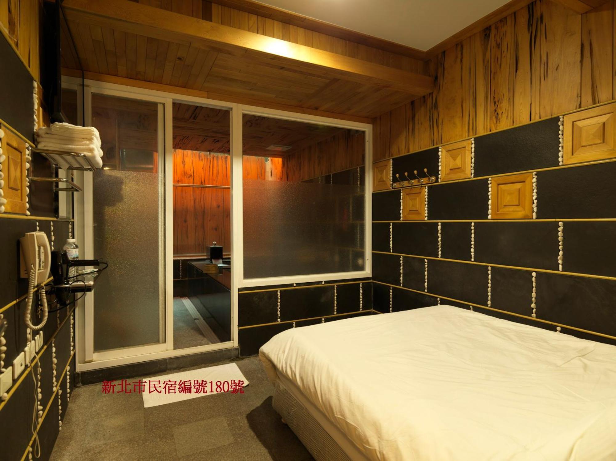Sun Moon Bed& Breakfast Apartment Wulai Exterior photo